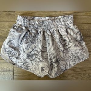 Lululemon size 4 athletic shorts